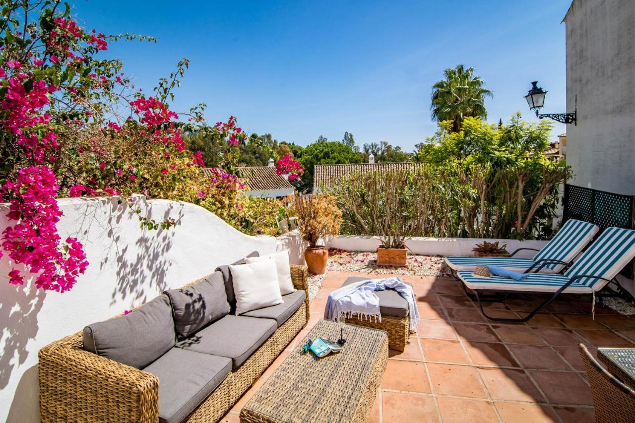 En- Cozy Andalusian Style Townhouse In Vakantiehuis Marbella