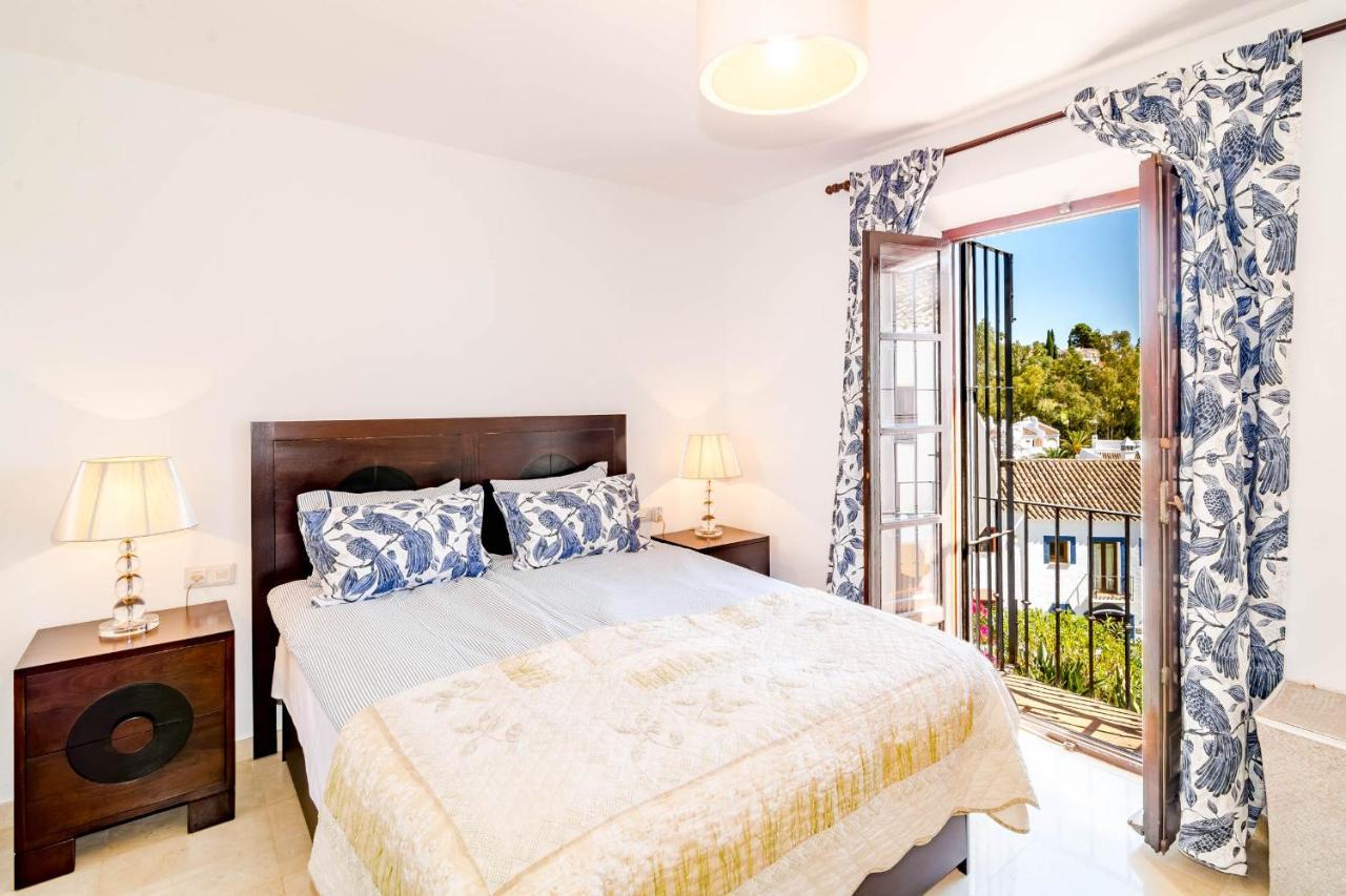 En- Cozy Andalusian Style Townhouse In Vakantiehuis